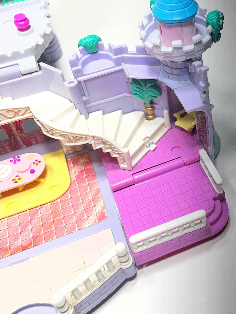 Vintage 1995 Polly Pocket Disney Cinderella's Enchanted Castle with figures - Picture 11 of 15